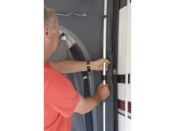 Kampa Dometic Set Aandrukstangen Aluminium -Kampeerartikelen Exporteren Winkel 26 2 kampa set aandrukstangen aluminium ce730205 2